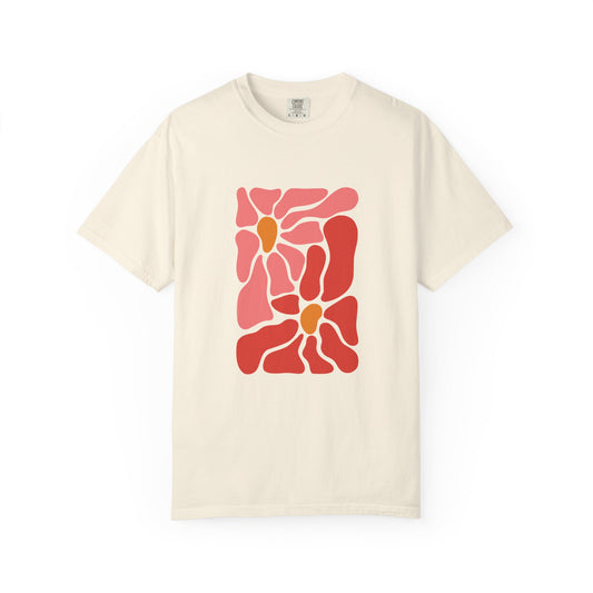 Pink Retro Flower Graphic Garment-Dyed Women's T-Shirt