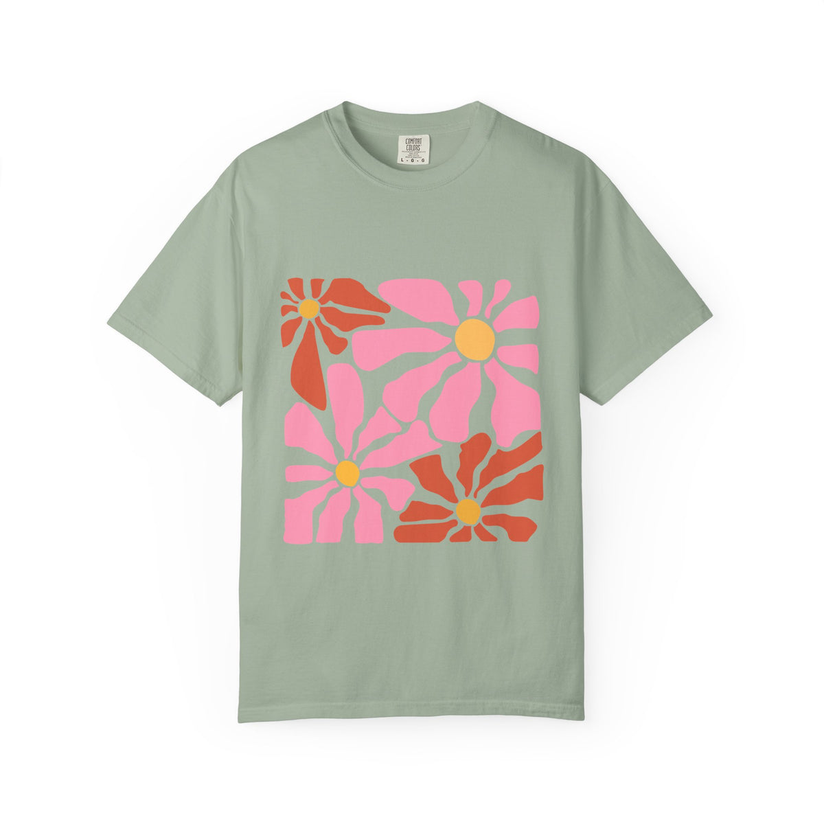 Retro Pink Daisy Graphic Garment-Dyed Women's T-Shirt