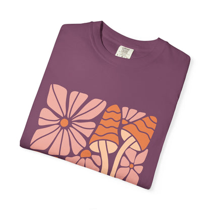 Floral Retro Waves Garment-Dyed Women's T-Shirt