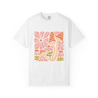 Floral Retro Waves Garment-Dyed Women's T-Shirt