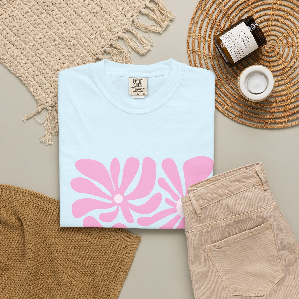 Pink Retro Floral Garment-Dyed Women's T-Shirt