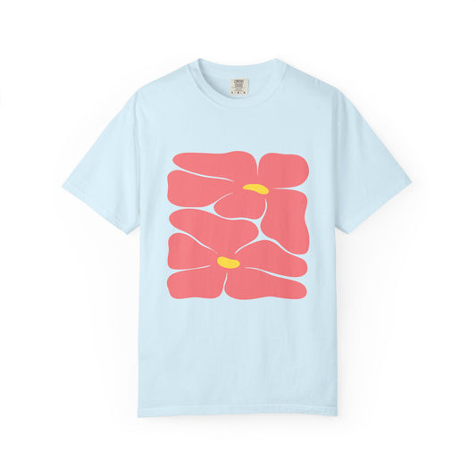 Pink Retro Flowers Graphic Garment-Dyed Women's T-Shirt