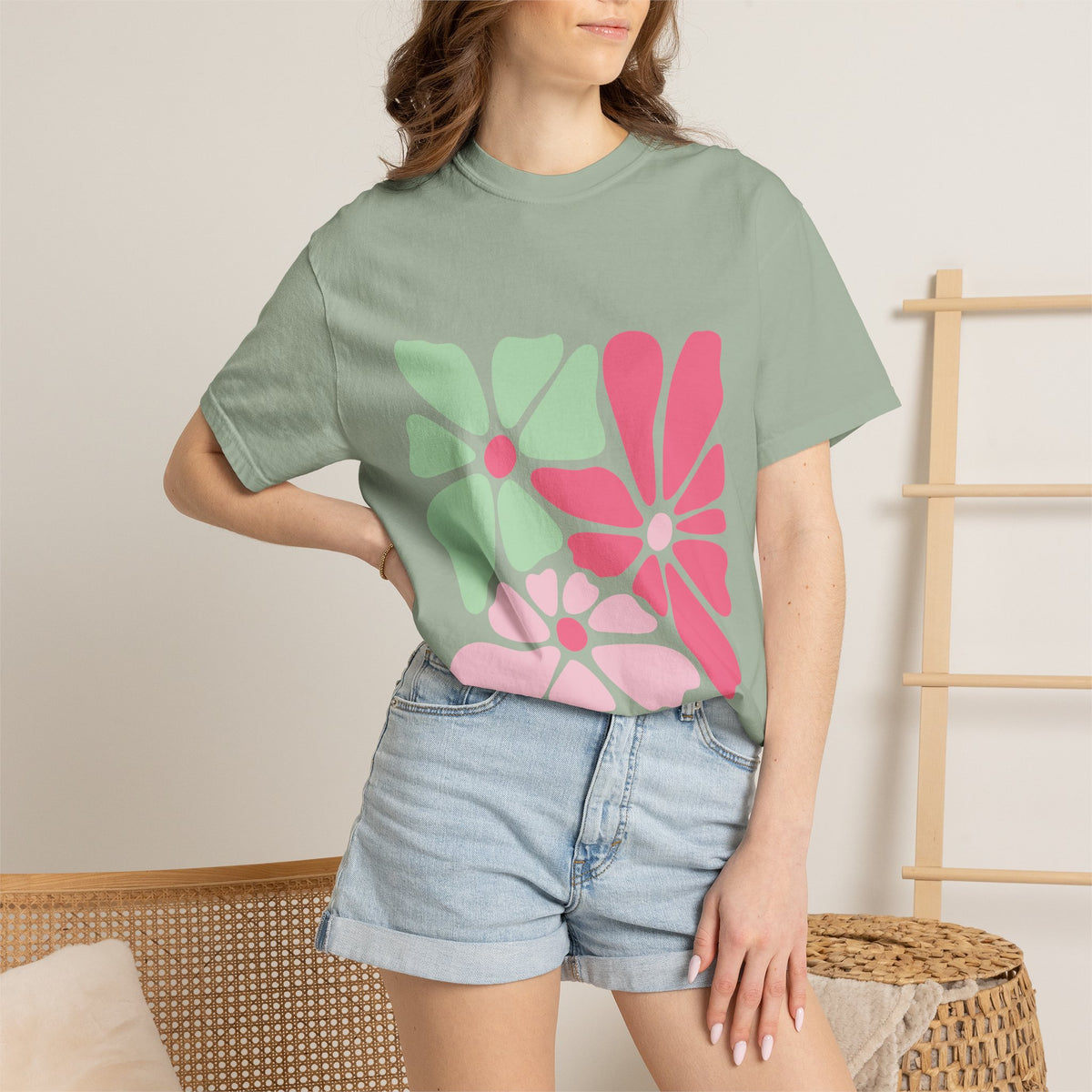 Floral Retro Block Print Garment-Dyed Women's T-Shirt