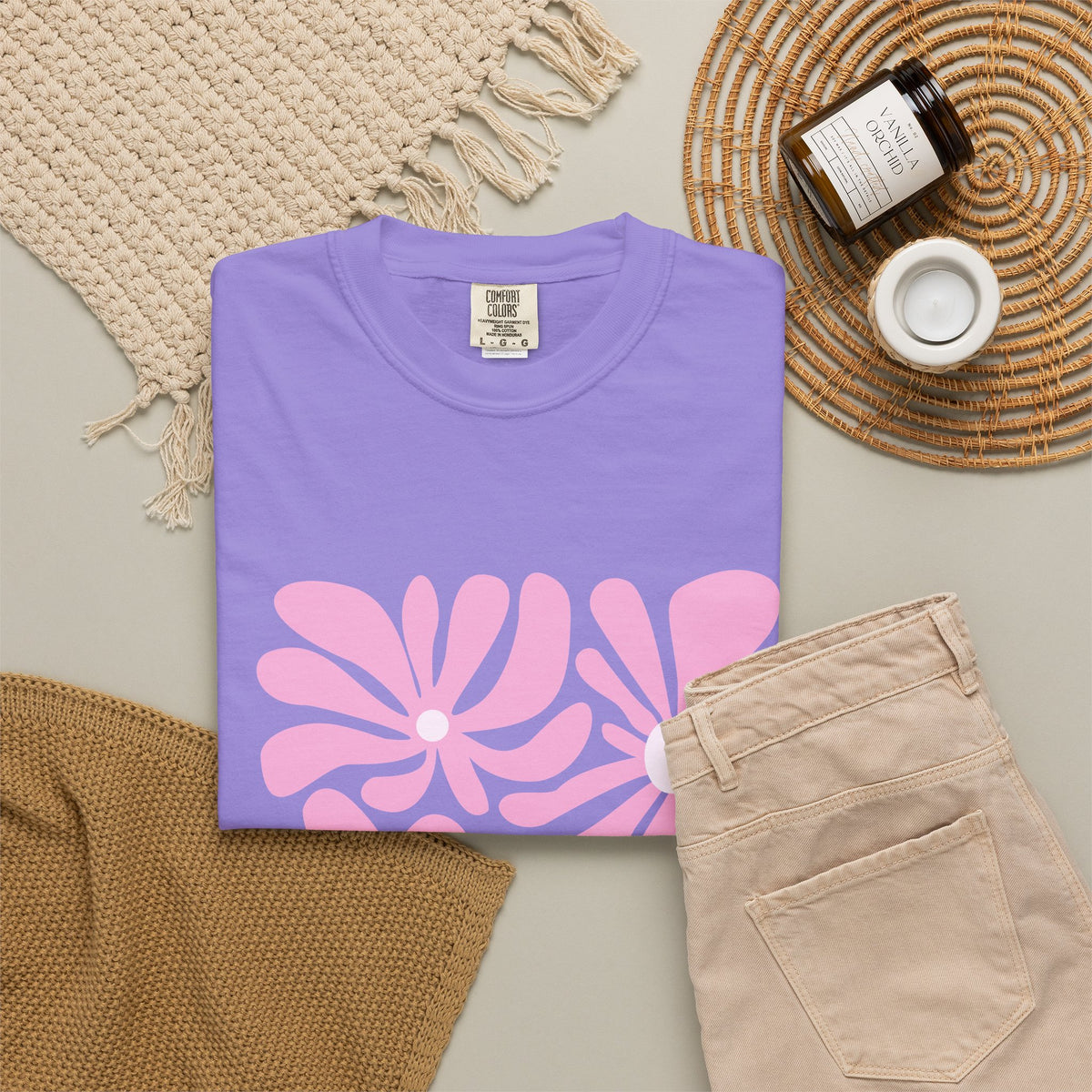 Pink Retro Floral Garment-Dyed Women's T-Shirt