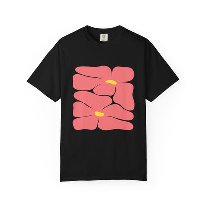Pink Retro Flowers Graphic Garment-Dyed Women's T-Shirt
