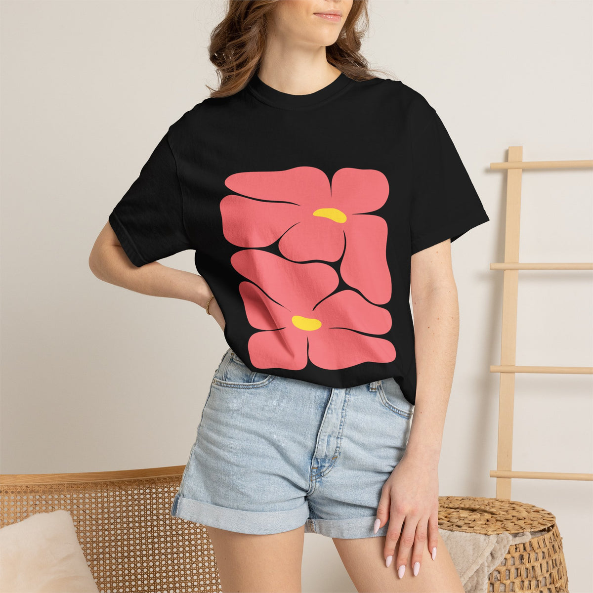 Pink Retro Flowers Graphic Garment-Dyed Women's T-Shirt