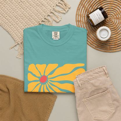 Minimal Yellow Floral Graphic Garment-Dyed Women's T-Shirt