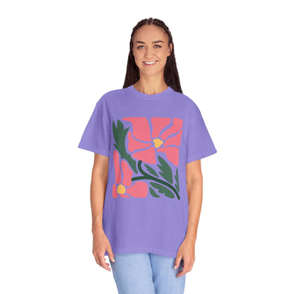 Pink Garden Graphic Garment-Dyed Women's T-Shirt