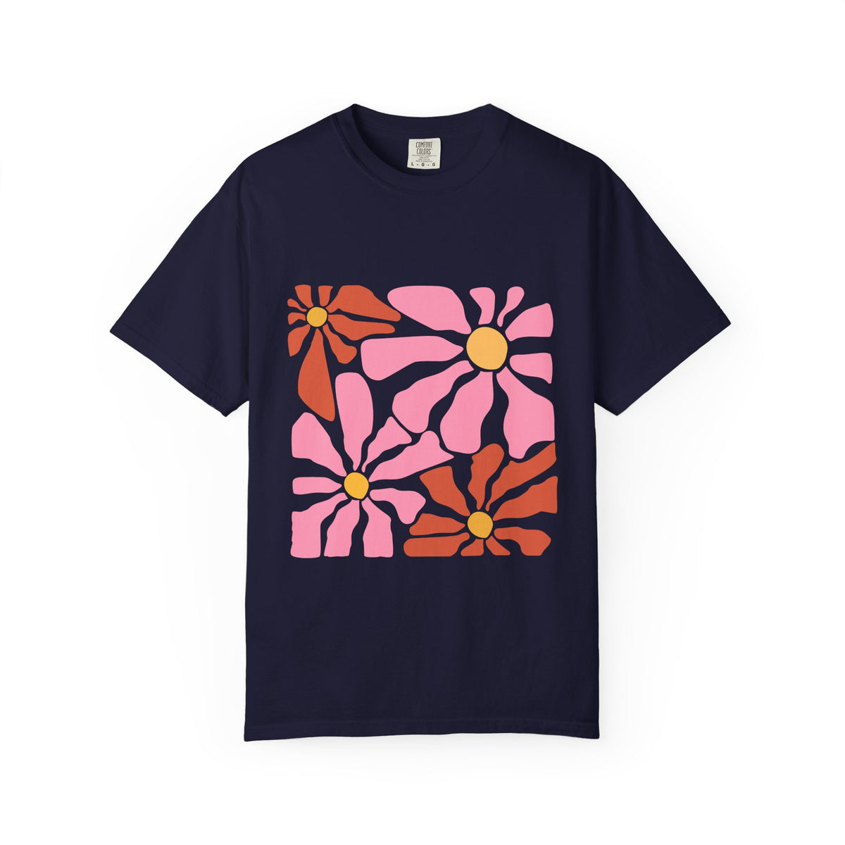 Retro Pink Daisy Graphic Garment-Dyed Women's T-Shirt