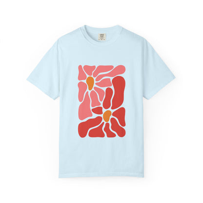Pink Retro Flower Graphic Garment-Dyed Women's T-Shirt