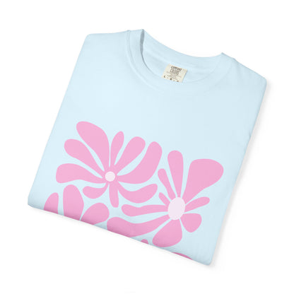 Pink Retro Floral Garment-Dyed Women's T-Shirt