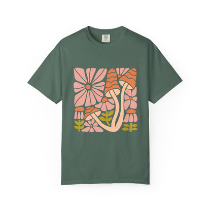 Floral Retro Waves Garment-Dyed Women's T-Shirt