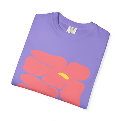 Pink Retro Flowers Graphic Garment-Dyed Women's T-Shirt