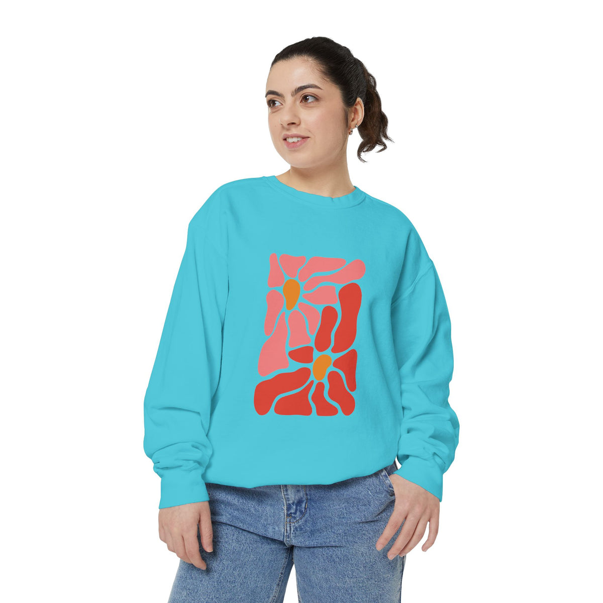 Pink Retro Flower Graphic Garment-Dyed Women's Hooded Sweatshirt