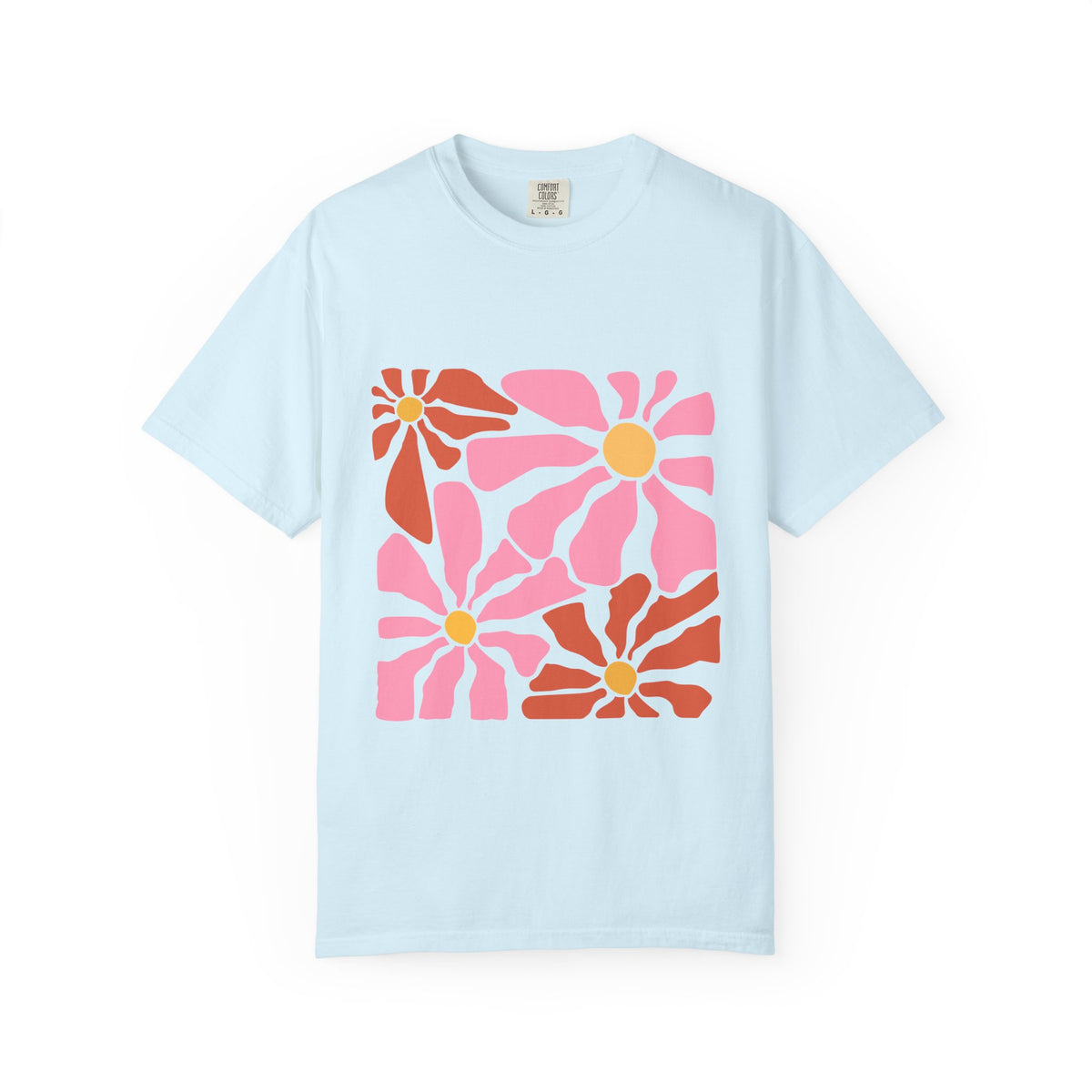 Retro Pink Daisy Graphic Garment-Dyed Women's T-Shirt