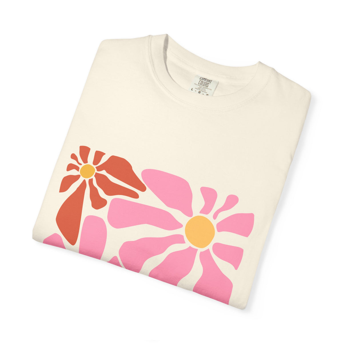 Retro Pink Daisy Graphic Garment-Dyed Women's T-Shirt