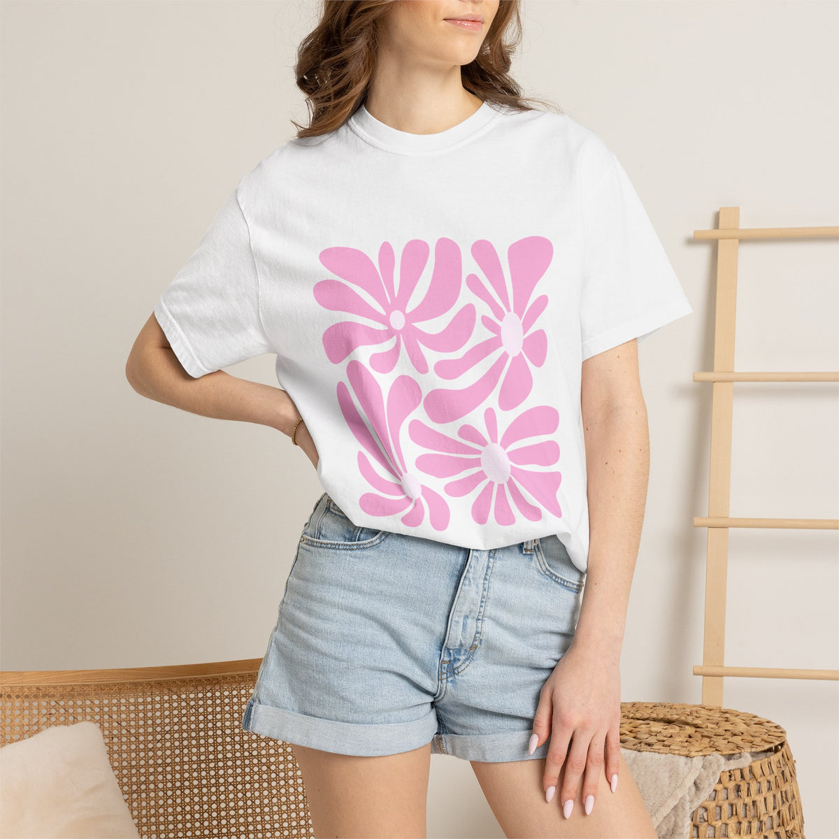 Pink Retro Floral Garment-Dyed Women's T-Shirt