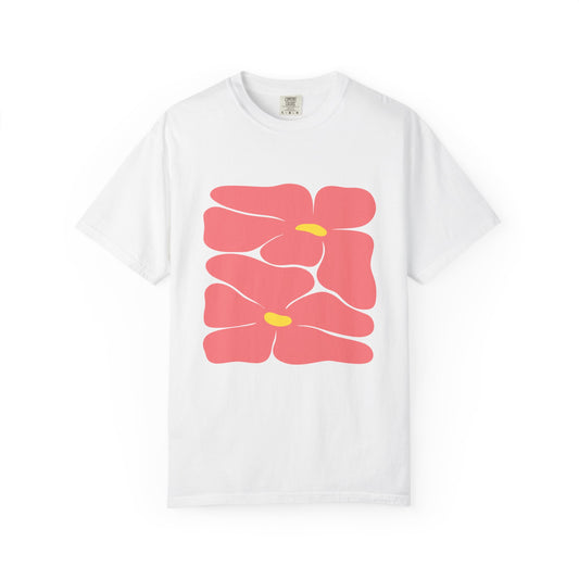 Pink Retro Flowers Graphic Garment-Dyed Women's T-Shirt