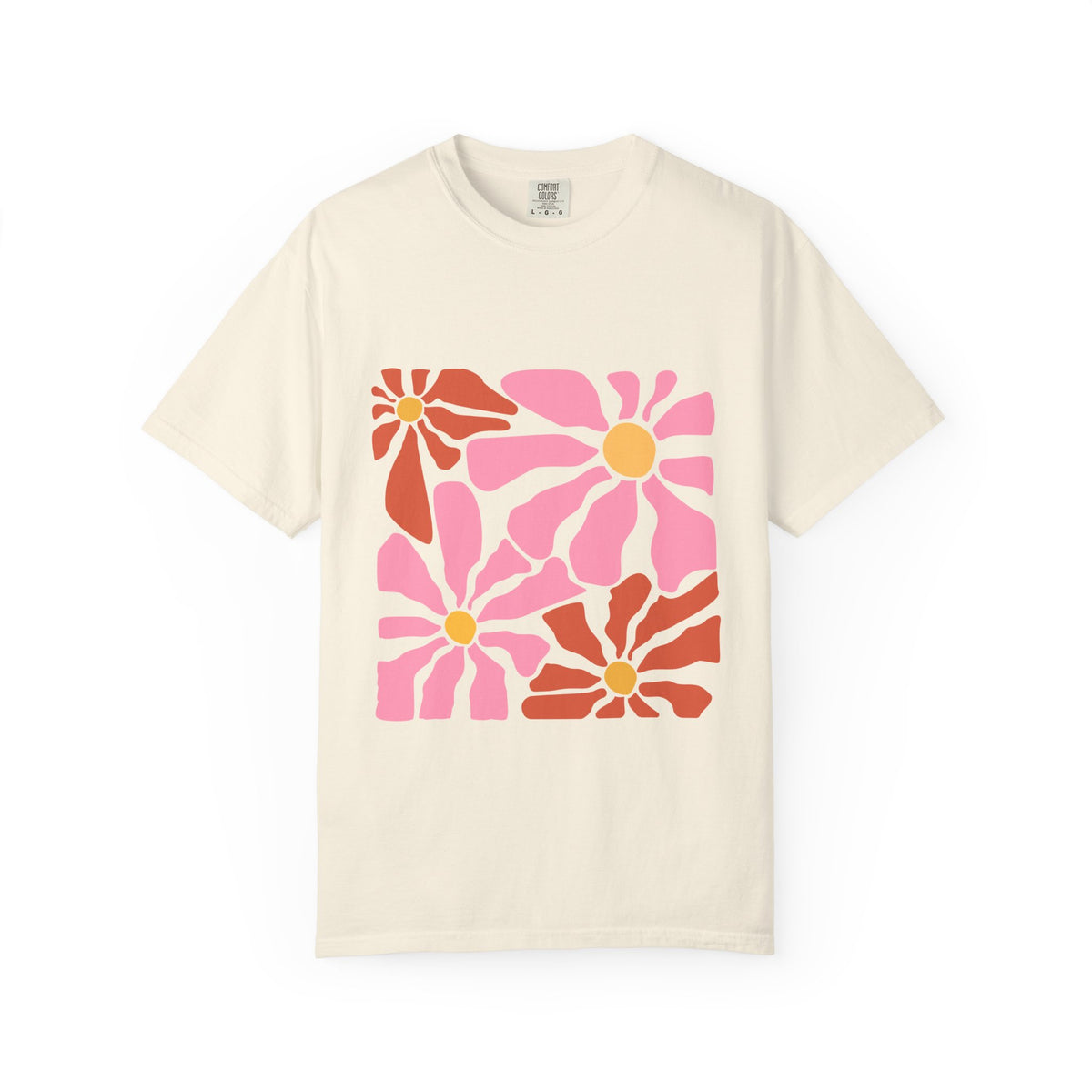 Retro Pink Daisy Graphic Garment-Dyed Women's T-Shirt