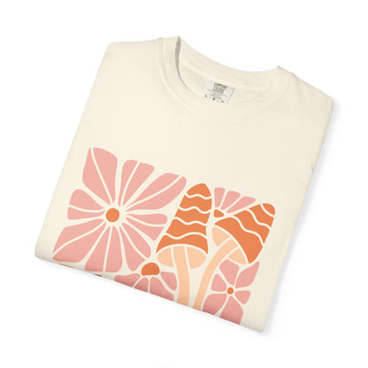 Floral Retro Waves Garment-Dyed Women's T-Shirt