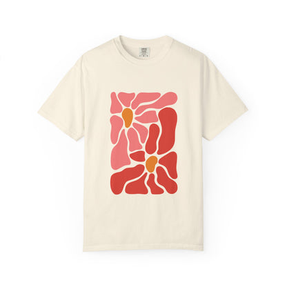 Pink Retro Flower Graphic Garment-Dyed Women's T-Shirt