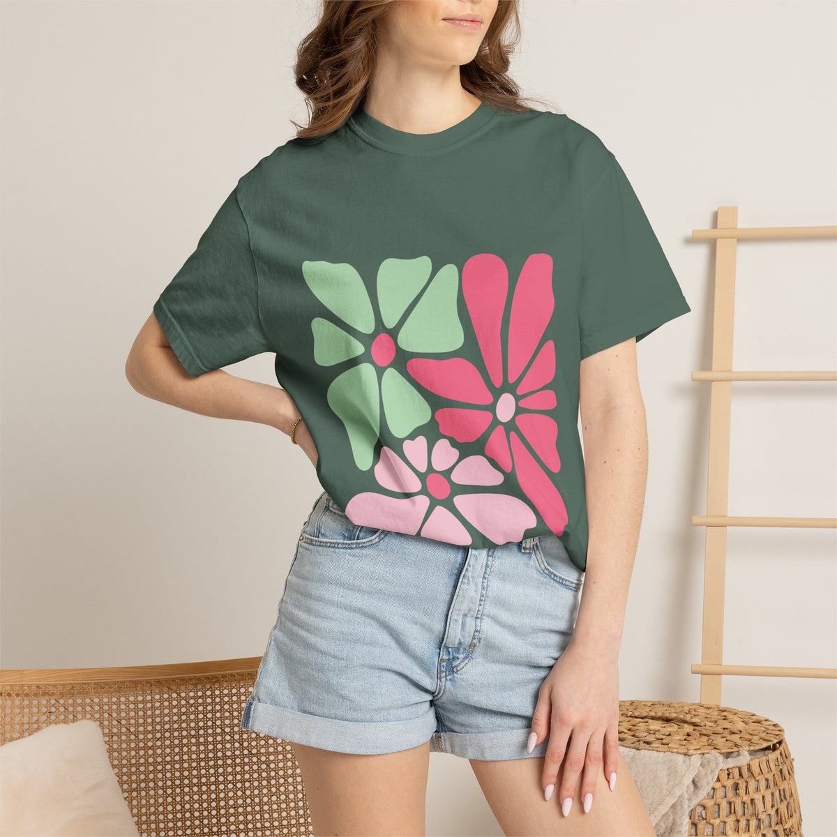 Floral Retro Block Print Garment-Dyed Women's T-Shirt