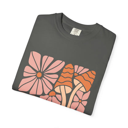 Floral Retro Waves Garment-Dyed Women's T-Shirt