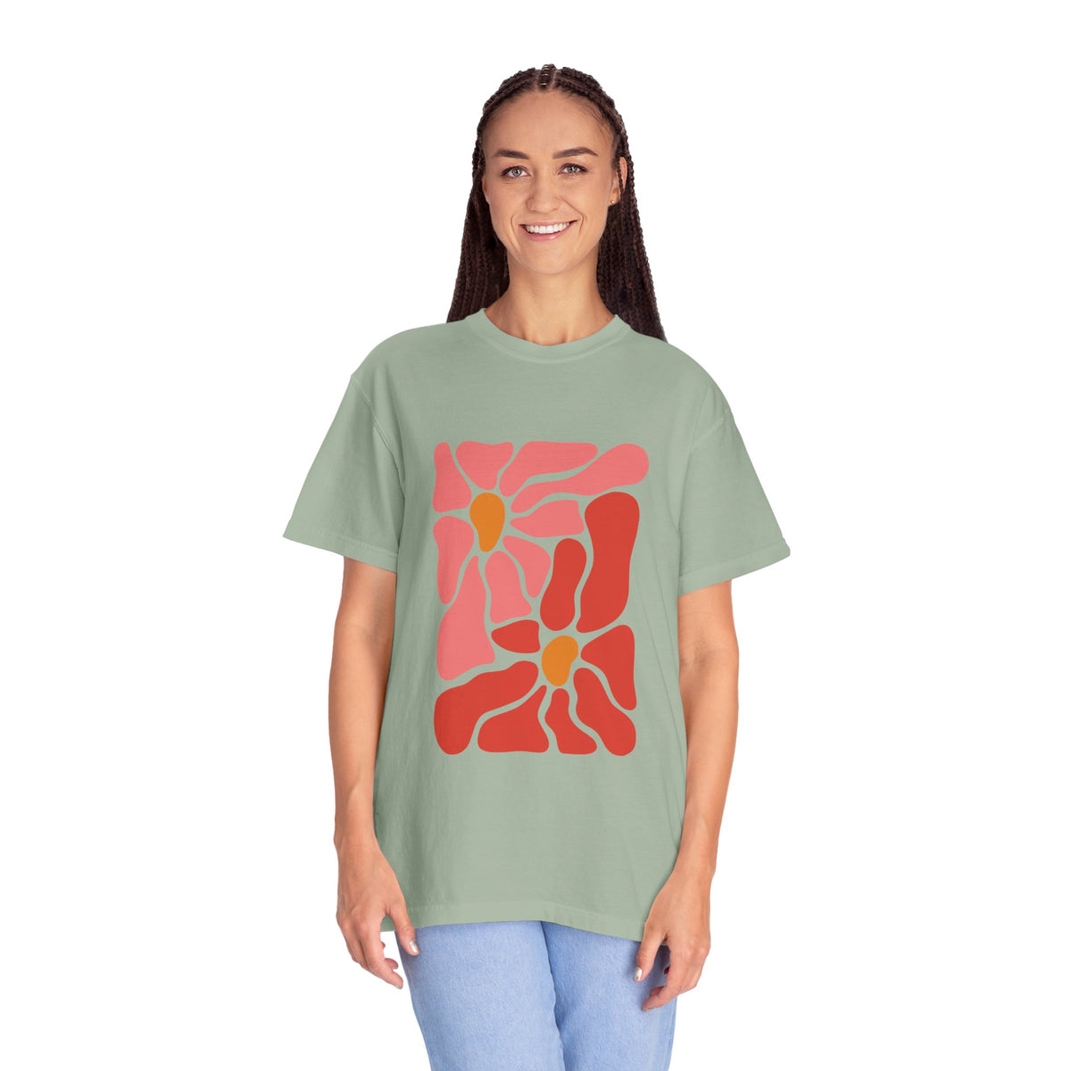 Pink Retro Flower Graphic Garment-Dyed Women's T-Shirt