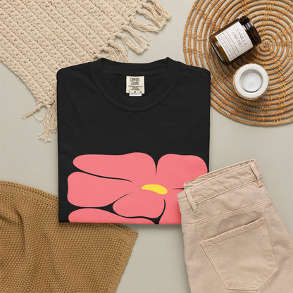 Pink Retro Flowers Graphic Garment-Dyed Women's T-Shirt