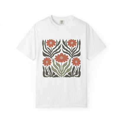 Rustic Flower Print Garment-Dyed Women's T-Shirt