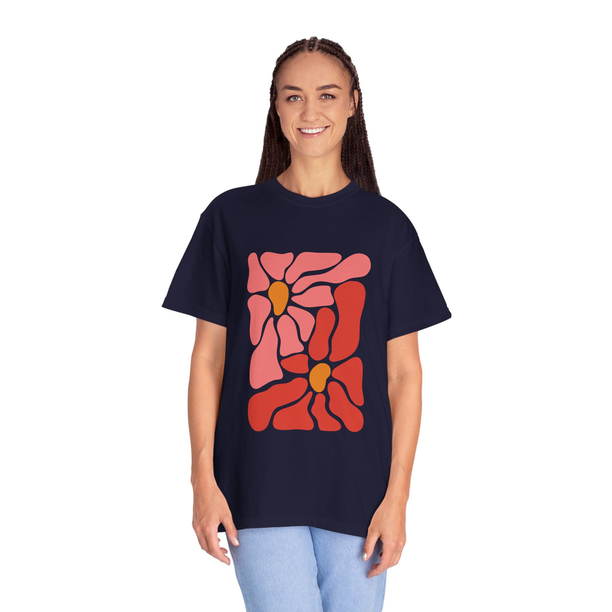 Pink Retro Flower Graphic Garment-Dyed Women's T-Shirt