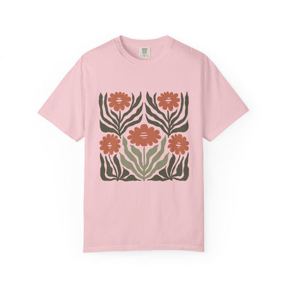 Rustic Flower Print Garment-Dyed Women's T-Shirt